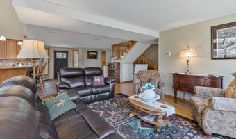 1342 Stagecoach Trl S, Afton, MN 55001