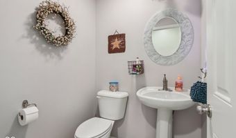 7701 Donegal Dr, Indianapolis, IN 46217