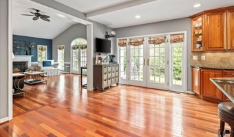 3801 WASHINGTON WOODS Dr, Alexandria, VA 22309