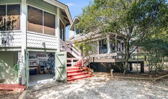 122 Edward Teach Wynd, Bald Head Island, NC 28461