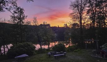 21 Crittenden Rd, Bradford, NH 03221
