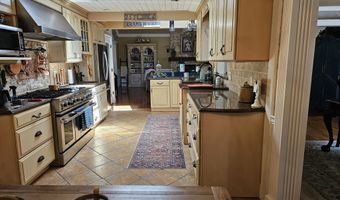 27 Wilson Dr, Oxford, CT 06478