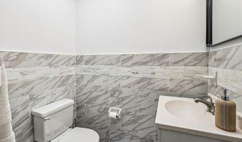 1913 DULANEY Pl, Annapolis, MD 21409