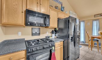 1613 Poplar St, Anthony, TX 79821