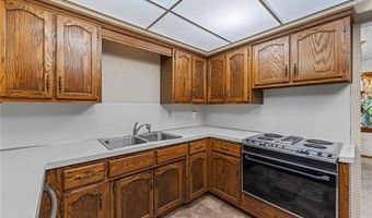 1267 Nursery Hill Ln, Arden Hills, MN 55112