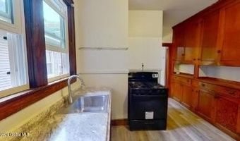 441 Myrtle Ave Apt 2, Albany, NY 12208