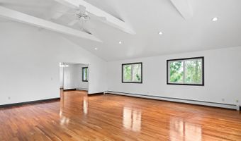 132 Hickory Ln, Bethlehem, CT 06751