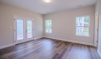 1407 Mountain View Rd, Benton, TN 37307