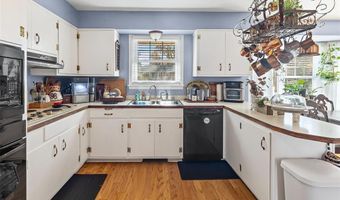 3838 Omega St, Alton, IL 62002