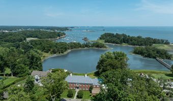 101 Long Neck Point Rd, Darien, CT 06820