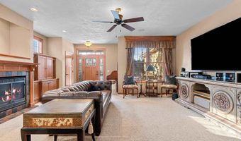 5318 N ROSEMARY Dr, Appleton, WI 54913