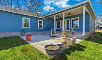 682 STUART Rd, Adkins, TX 78101