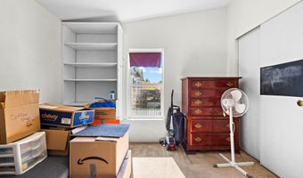 2154 LYON St, Albany, OR 97322
