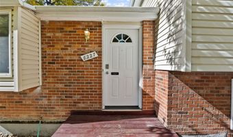 8227 Yarrow Ct, Arvada, CO 80005