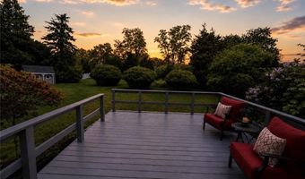 3 Pinetop Rd, Barrington, RI 02806