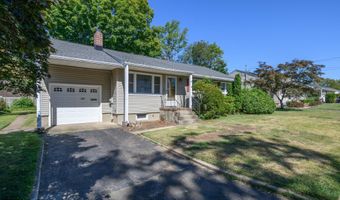 570 Garfield Ave, Belford, NJ 07718