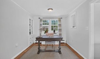 8 Charlotte Dr, Andover, MA 01810