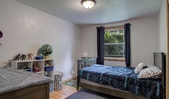 2320 S GREENVIEW St, Appleton, WI 54915