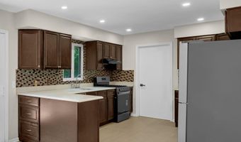 458 Woodhaven Blvd SE, Bayville, NJ 08721