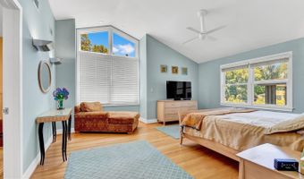 5829 MARBURY Rd, Bethesda, MD 20817