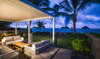 1414 Mokulua Dr, Kailua, HI 96734