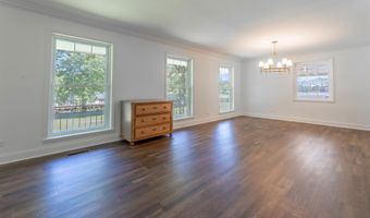 22 Shady Ln, Albertville, AL 35950