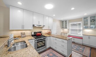 447 Sumark Way, Ann Arbor, MI 48103