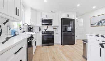 228 GLADIOLUS St, Anna Maria, FL 34216