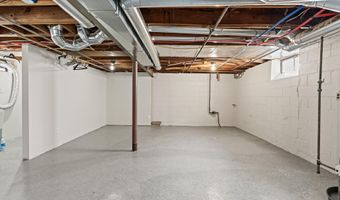 7210 Buckingham Ave, Allen Park, MI 48101