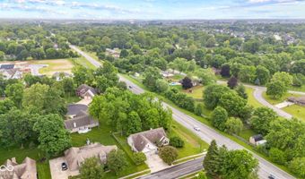 6980 White Oak Dr, Avon, IN 46123