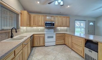 855 Jacoby Ln, Aransas Pass, TX 78336