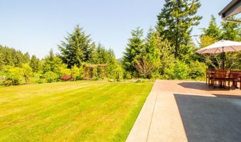 84522 SARVIS BERRY Ln, Eugene, OR 97405