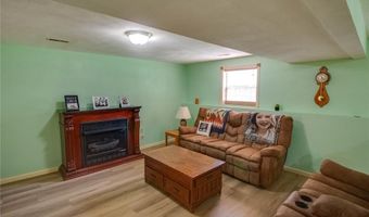 6302 Wenzel Rd, Alton, IL 62002
