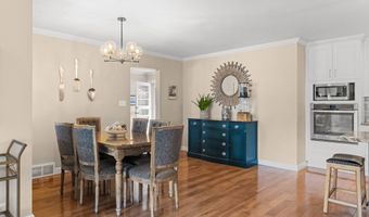 1319 Glamorgan St, Alliance, OH 44601