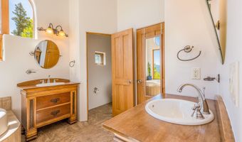 41 Rio Arriba Dr, Angel Fire, NM 87710