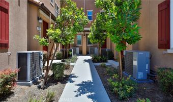 712 N Ethan Way, Anaheim, CA 92805
