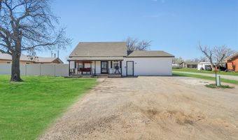 111 N Grand Ave, Willow, OK 73673