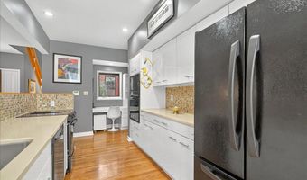 101 E Krumkill Rd, Albany, NY 12208