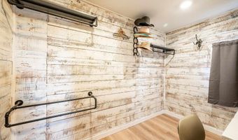 30 Pioneer Rd, Buffalo, WY 82834