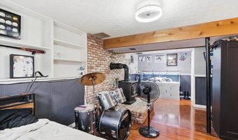 3850 Chickory Ave, Columbus, OH 43230