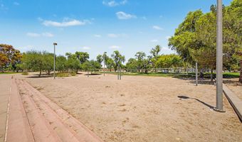 4890 W GERONIMO St, Chandler, AZ 85226