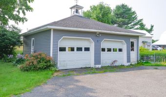 17 Main St, Albion, ME 04910
