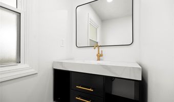 191 E Martin St, Amherst, OH 44001