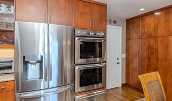8455 E Foothill St, Anaheim, CA 92808