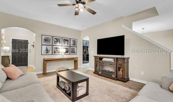 4 Swamp White Oak Dr, Bluffton, SC 29910