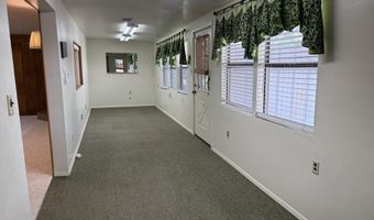 1802 W Clayton Ave, Artesia, NM 88210