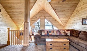 102 206th St, Alden, WI 54026
