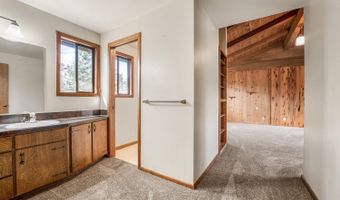 62255 Wallace Rd, Bend, OR 97701