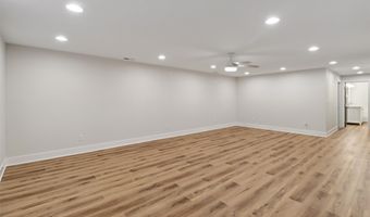 920 NE 49th St, Ankeny, IA 50021