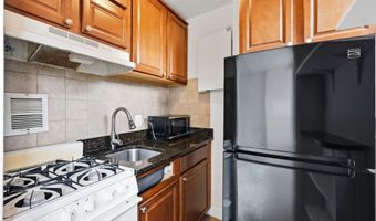 1121 ARLINGTON Blvd 634, Arlington, VA 22209